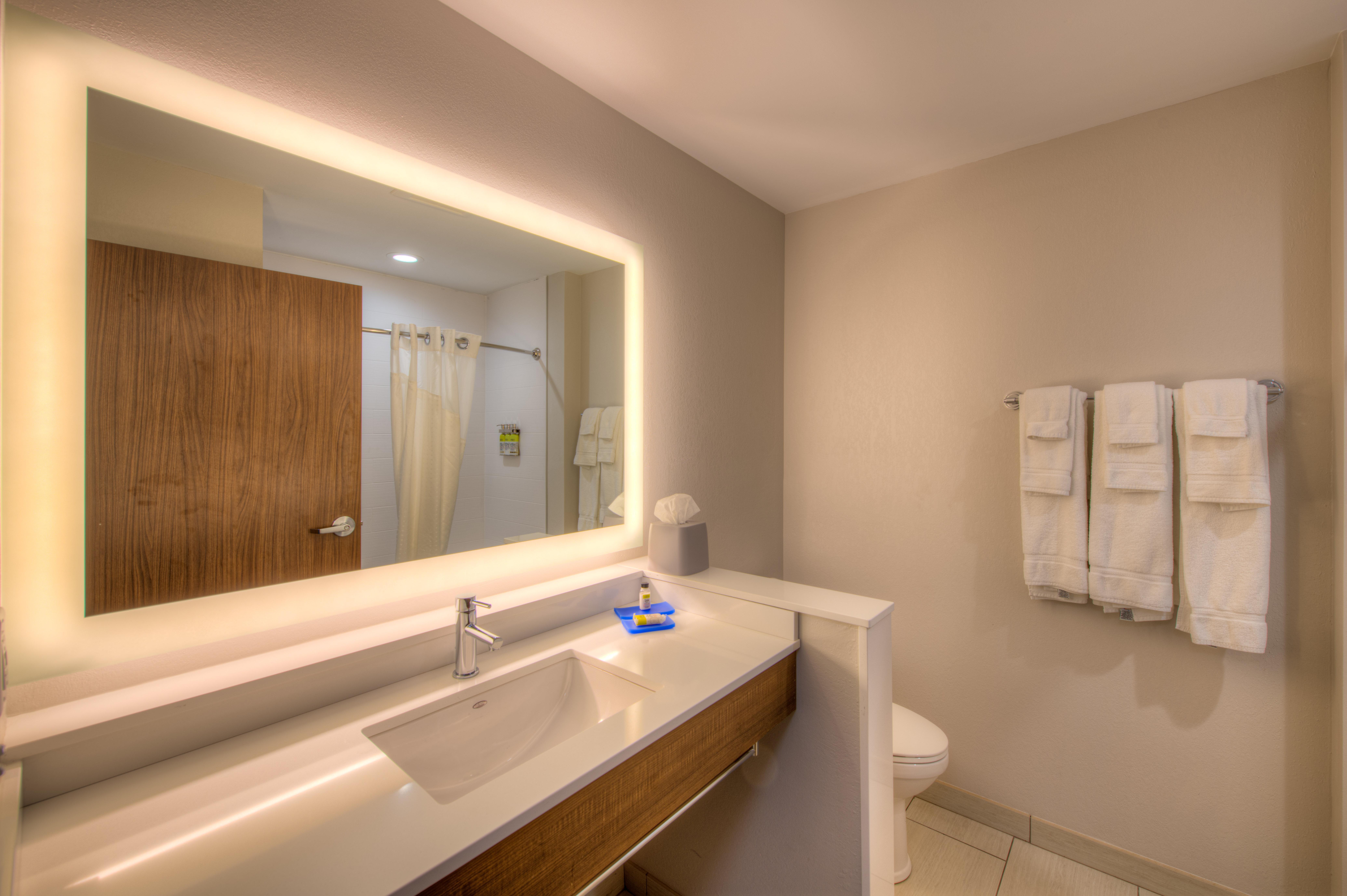 Holiday Inn Express & Suites - Remington By Ihg Buitenkant foto
