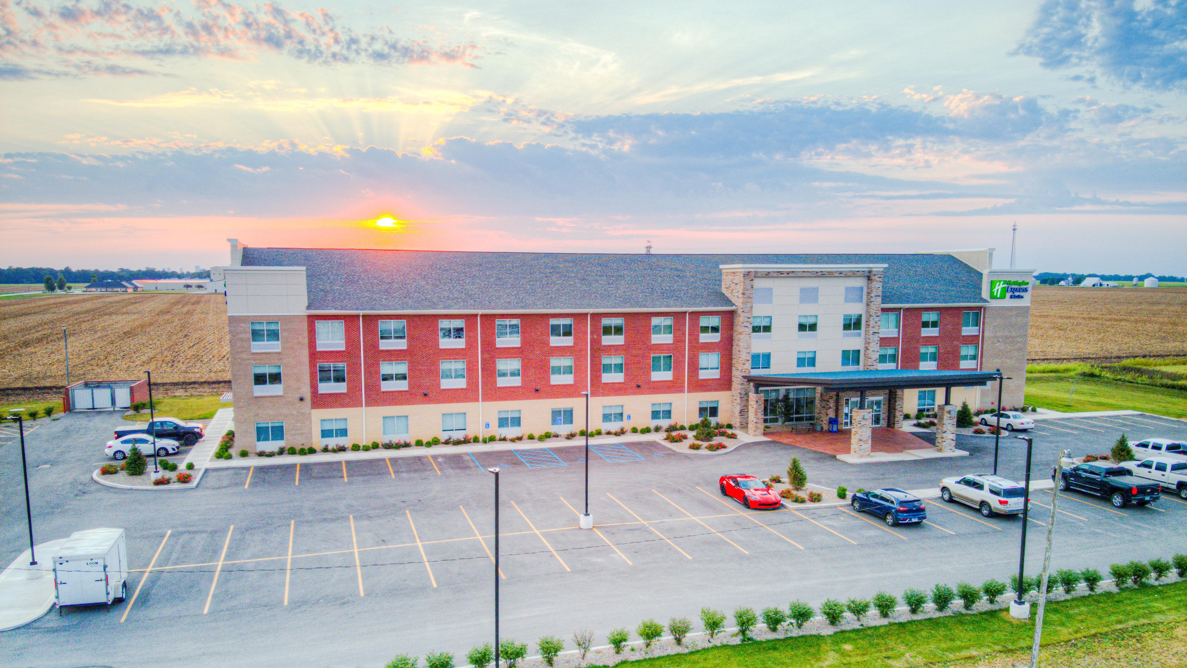 Holiday Inn Express & Suites - Remington By Ihg Buitenkant foto